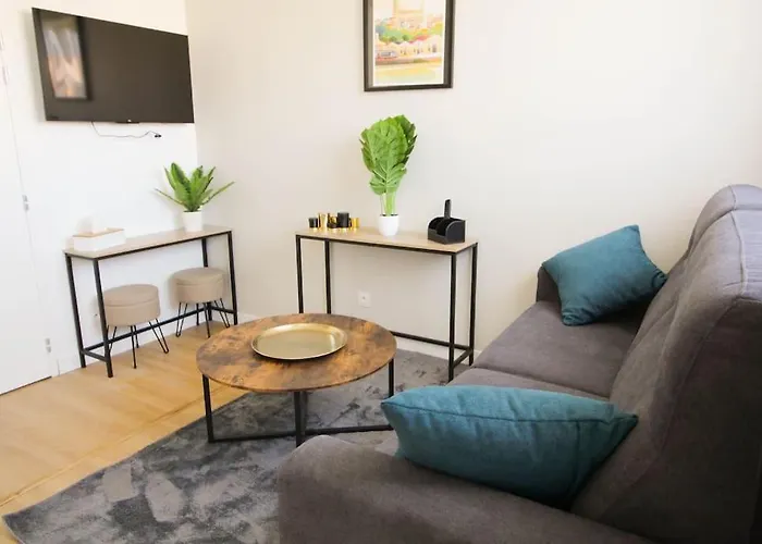 G2 Joli 2 Pièces Calme Rdc Coté Jardin Centre Angulema