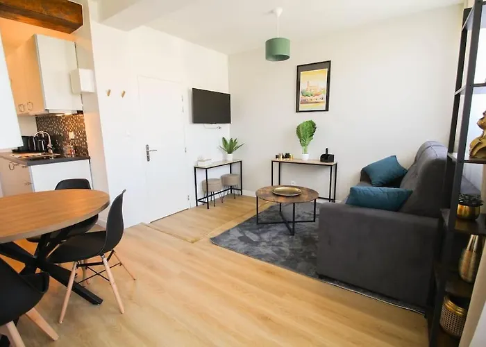 G2 Joli 2 Pièces Calme Rdc Coté Jardin Centre Apartamento *