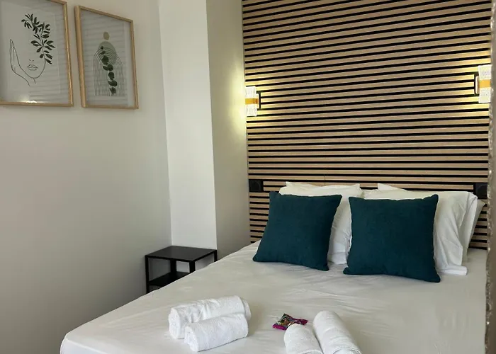 Apartamento G2 Joli 2 Pièces Calme Rdc Coté Jardin Centre Angulema