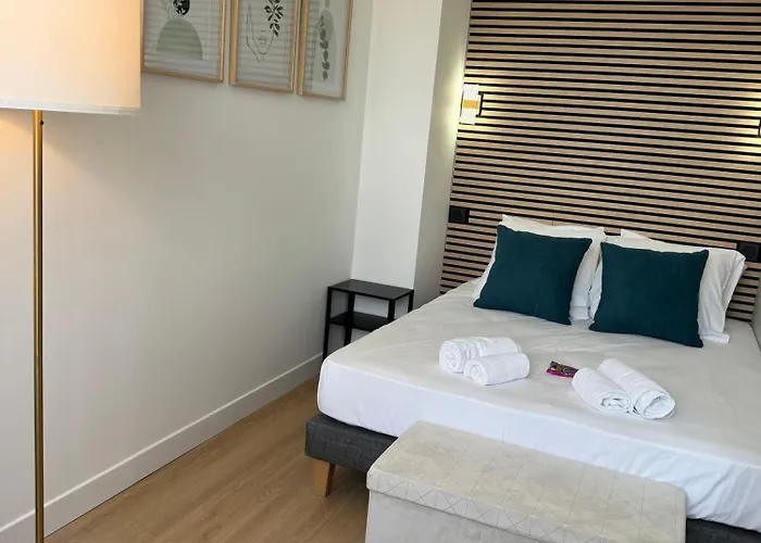 G2 Joli 2 Pièces Calme Rdc Coté Jardin Centre Angulema